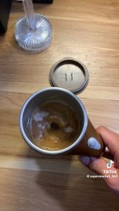 CỐC KHUẤY TỰ ĐỘNG Dùng pin siêu tiện chất liệu thép 304 không rỉ giữ nhiệt tốt