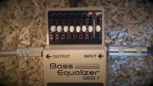 เอฟเฟคเบส Boss GEB-7 Bass Equalizer ( มือสอง) สภาพสวยพร้อมใช้งาน เกรด AAA