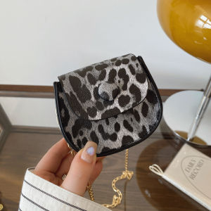 [Hot-selling womens bags] Mini small bags for womens spring and summer new contrasting color fashion Korean version chain single shoulder messenger bag leopard print saddle bag