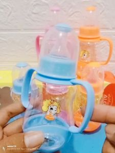 Algo Botol Susu Bayi 150ml Dengan gagang dan tatakan untuk Usia 3 bulan keatas Bahan PP Berkualitas BPA Free 8203 Mudah Dicuci dan Bisa Direbus untuk Sterilisasi