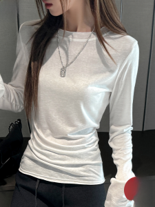 Miiow | Slim Fit Long Sleeve Round Neck Base Shirt Women Outerwear Autumn Korean Style Fashionable Versatile White T-Shirt Cat Person