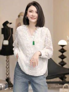 Design V-Neck Lace and Jacquard Long Sleeve Top