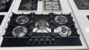 90CM 5 Burner Tempered Glass Built-in Gas Stove Heavy Duty Cast Iron Grate Automatic Pulse Ignition Flame Out Safety Protection Large Cooktop For Family Kitchen & Carinderia Commercial Use