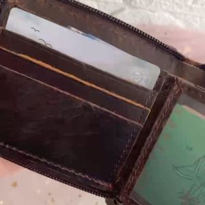 DOMPET ZIP LELAKI KULIT LEMBU BETUL(FREE BOX) MENS SHORT ZIP WALLET COW LEATHER READY STOCK BEG DUIT LELAKI KULIT LEMBU ASLI