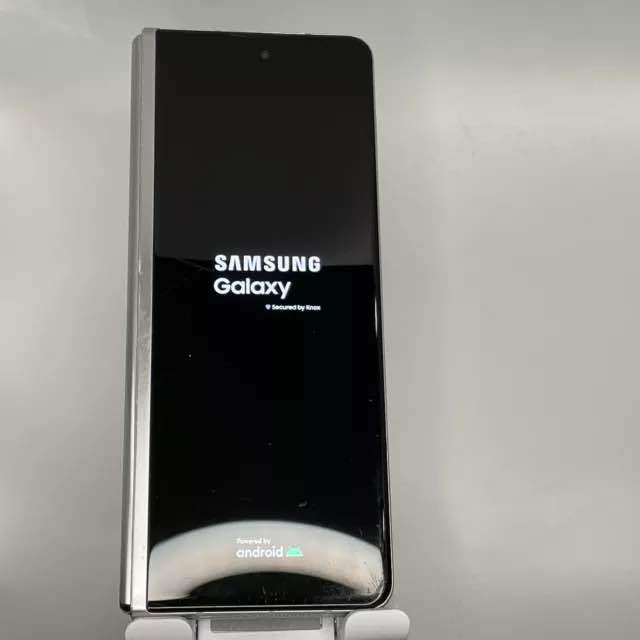 Samsung Galaxy Z Fold 3 5G SMF926U 256GB Silver Verizon Android