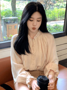 Elegant French Style Long Sleeve Womens Shirt Unique Chic Beautiful Fairy like Top with Wood Grain Edge Design for Autumn