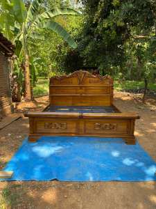 Tempat tidur ukir jati asli model terbaru murah