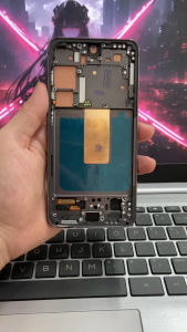 Màn Hình Thay Thế SAMSUNG S23 QX Khung (TẶNG BỘ SỬA VÀ KEO)