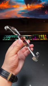 อลูมิเนียมโลหะ frameless ออกแบบกันชน Z เคสศัพท์พร้อมที่วางแหวนหมุนได้ฝาครอบขาตั้งแม่เหล็กสำหรับ iPhone 15 PRO MAX