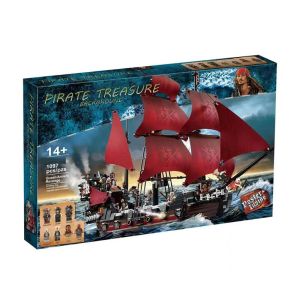Queen Annes Revenge Red Ship Pirate Buildable Block Toy