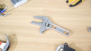 Kunci Inggris Pipa Pas Universal Serbaguna Multifungsi Gerigi 6-68 MM Adjustable Wrench Spanner Snap N Grip