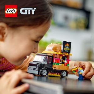 LEGO City 60404 Burger Van Toy Building Set (194 Pieces) Balok Mainan Anak (5 Tahun+)