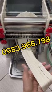 Máy cán bột  cán mỏng kèm khuôn cắt sợi đa năng lô cán 22cm