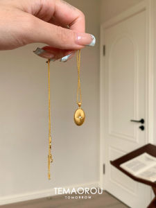 Double-Sided Design Eight-Pointed Star Rhinestone Oval Pendant Brushed Gold Necklace Womens Vintage High-End Clavicle Chain Non-Fading