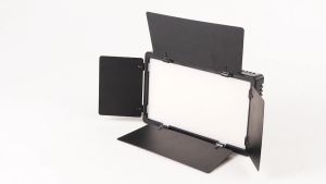 PENGIRIMAN CEPAT TaffSTUDIO Lampu Kamera Foto Video Fill Light 40W 600 LED - U600+