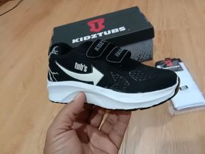 Sepatu Sekolah Anak Laki-Laki & Perempuan Warna Hitam Putih Murah