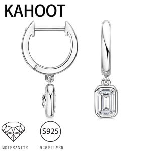 S925 Sterling Silver 0.8 Carat*2 Moissanite Rectangular Shaped Ice Flower Stone Sugar Cube Earrings Suitable for Women to Wear