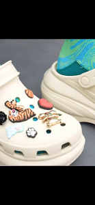 Sandal Wanita CROCS Classic Mega Crush Clog Crocs Mega Crush Clog Sandal Woman / Sandal Karet Model Selop Wanita Terbaru 2025 / Sandal Karet Wanita Keren Ringan Kekinian / Sandal Karet Wanita Termurah