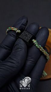 Moksha Barcode Charm Bracelet Pertama ke Indonesia Gelang Tali Tridatu Barcode ( NON COD )