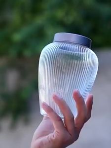 Lọ thủy tinh trong suốt nhỏ đựng trà