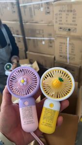 Zaman Now - Kipas Angin Genggam Mini Portable Bentuk Buah / Kipas Angin Tangan Bahan Silikon / Mini Fan / Kipas Lipat Portable
