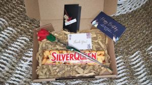 Kado Valentine Cokelat Hadiah Ulang Tahun Estetik Mini Gift Box