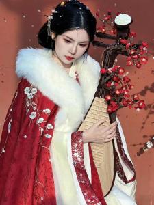 Rental Hanfu Caochong Plum Blossom Shawl Womens Thickened Fleece Warm Traditional Costume Photography Style Winter Fashion