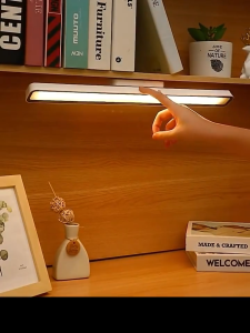 Đèn bàn LED không dây có thể sạc lại Chất liệu ABS Cảm ứng từ tính từ tính Đèn ngủ học tập dùng cho văn phòng tại nhà