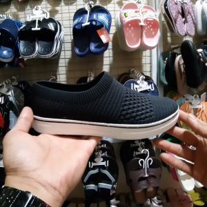 Sepatu Flat Wanita - Slip On Wanita Bahan Karet Elastis Anti Air dan Tidak Licin