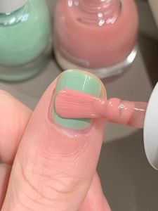 Mint and Peach Color Collision Gentle Style Quick-Dry Nail Polish
