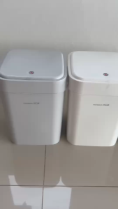 ถังขยะในบ้าน ถังขยะห้องน้ำ ถังขยะปุ่มกดฝาป๊อปอัพ ถังขยะมินิมอล ถังขยะพลาสติกเกรด PP ขนาด 10L. ( มี 4 สี สีขาว / สีเขียว / สีเทา / สีครีม ) สีสวย ทนทาน แข็งแรง สไตล์มินิมอล