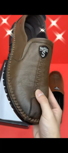 New Men Casual Leather Slip-On Sandals with Comfortable Slip Resistant Sole