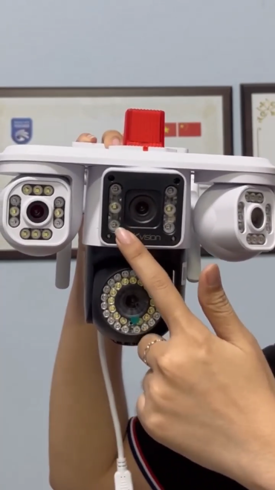 [Fnkvision] Camera YOOSEE Ngoài Trời 4 mắt (Xoay Được 3 Mắt) 3 Màn Hình Độ Phân Giải 18MP Tích Hợp 56 LED Nét OK