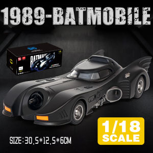LEO 1:18 Batman Batmobile 1989 Diecast โมเดล รถอัลลอยด์รถยนต์ของเล่นคอลเลกชันของขวัญสําหรับเด็กชายสาว ของเล่นเด็ก