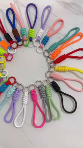 รองรับCOD!เชือกคล้องกุญแจรถ ถักเชือกแขวนมือถือแบบสั้น เส้นเล็ก Diy แฟชั่นพวงกุญแจ
