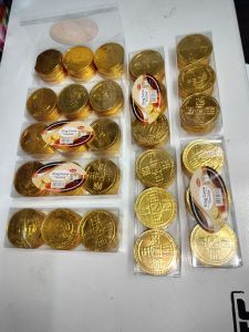 jumbo size chocolate gold coins 30pcs giant round gold coin 7cm