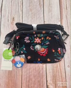 Kipling Milda กระเป๋าสะพายข้าง รุ่นลิมิเตทลายปัก ของแท้ พร้อมส่ง