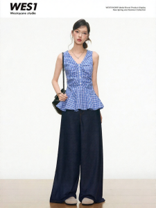 Áo Nữ V-Neck Dây Qua Cổ Accentuated Waist