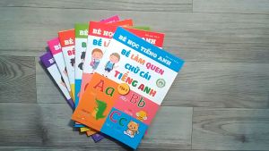 Sách - Bé Học Tiếng Anh - Bộ 6 Cuốn Giúp Bé Làm Quen Tập Tô Với Chữ Cái Và Số Đếm Tiếng Anh