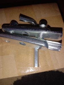 alat pembuka kran patah