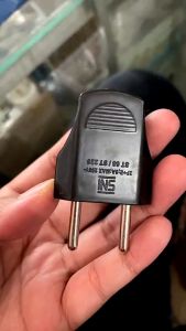 Steker Gepeng Hitam Erke & Colokan Listrik Tipis Hitam