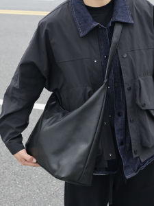 2025 New Retro Large Capacity Tote Bag Mens Commuter Crossbody Bag Single Shoulder Bag Hobo Bag Korean Style Leisure Backpack