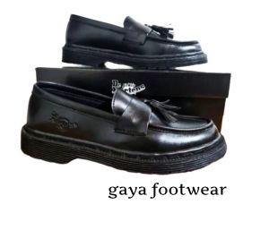 sepatu slip.on pria sepatu santai.kerja