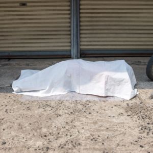 ผ้าด้ายดิบเอนกประสงค์ใช้งานได้หลากหลาย สร้างงานศิลปะ ทำคอนเทนท์ผีหลอกได้