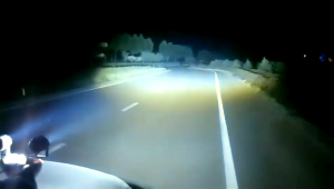 Lampu LED Motor Depan H4: Aksesoris Laser Gun Motor yang Cocok untuk Semua Model