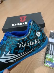 KIDZTUBS Sepatu Futsal Anak Laki-Laki Size 28 29 30 31 32 33 34 35 36 37  KDZ20958112324