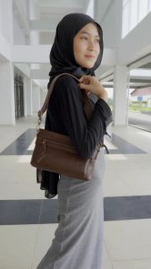 Clutch Wanita Kulit Asli. Caliandravieri CVR MHIU Free Sling Strap Leather