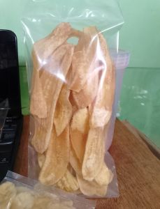 keripik pisang asin