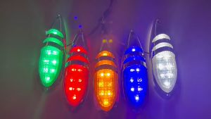 ไฟตกแต่ง 12v-24v กำหนดเพื่อพักผ่อนในบ้าน ไฟ LED ทรงใบไม้ ไฟเบรค ไฟเลี้ยว ราคาพิเศษ