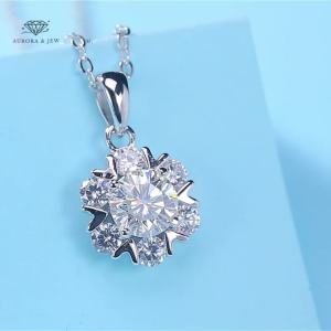 AURORAJEWCOD Kalung Wanita Kepingan Salju: Desain Asli & Liontin Berlian Cantik